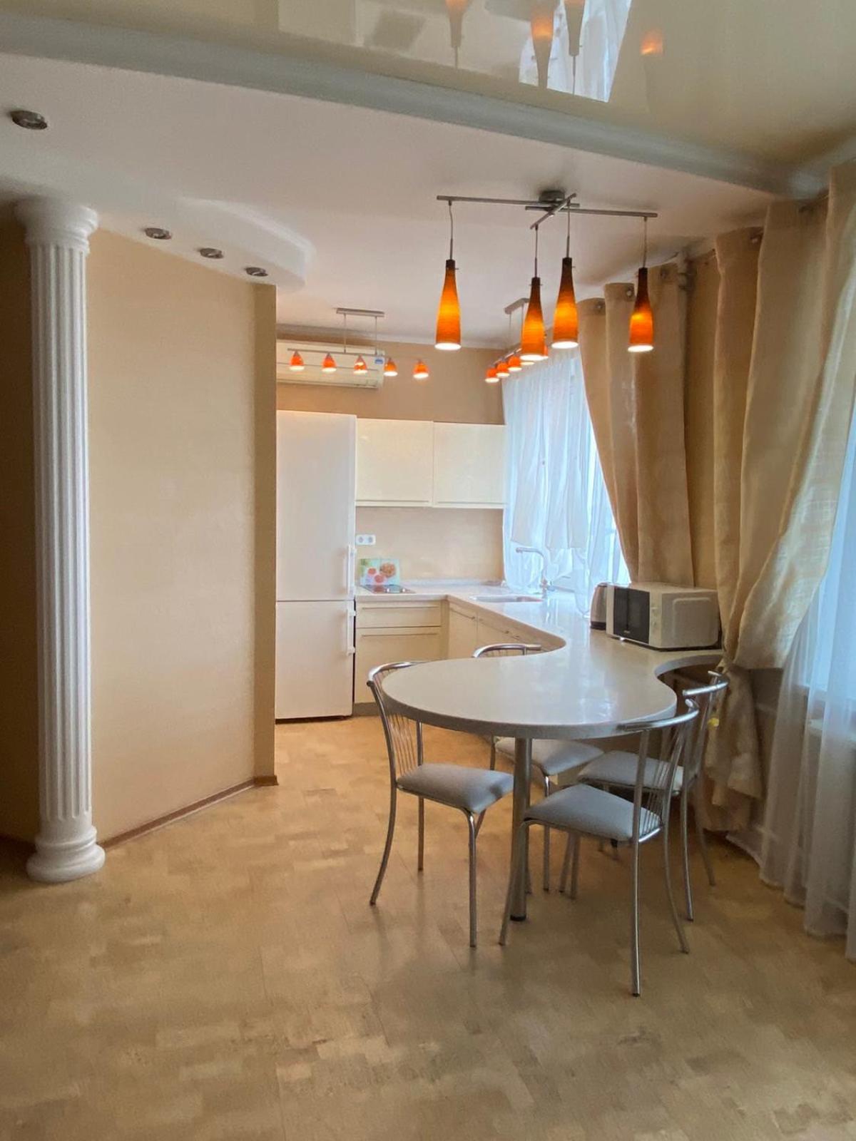 Центр Яворницького 55 Пассаж Apartment Dnipro Luaran gambar