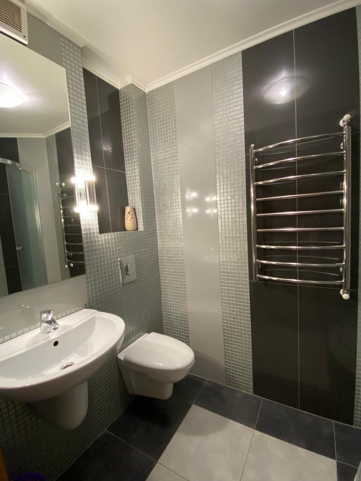 Центр Яворницького 55 Пассаж Apartment Dnipro Luaran gambar